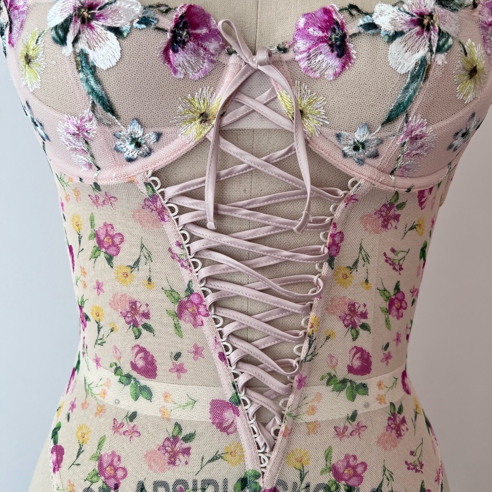 Victoria's Secret Spring Bouquet Lace-Up Wicked Balconette Teddy Coquette - Picture 6 of 8